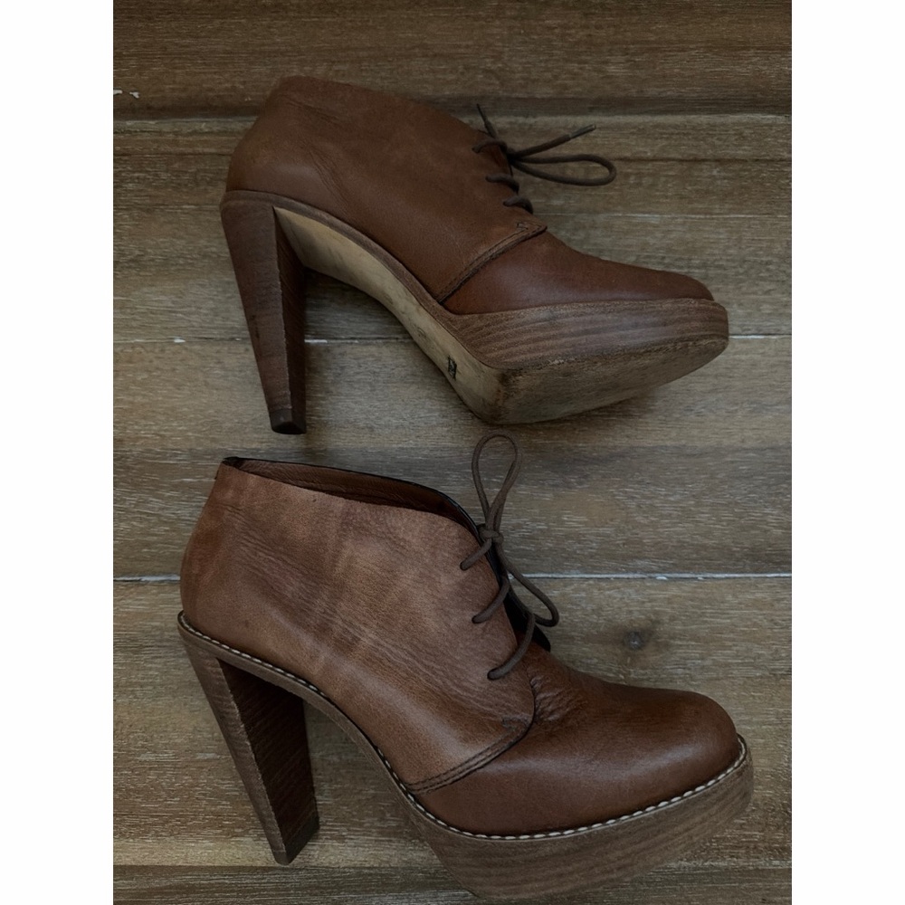 COLE HAAN Stephanie Air Chukka Bootie Cognac Brown | 7B - Picture 5 of 11